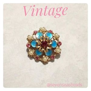 💘Vintage Enamel Brooch
